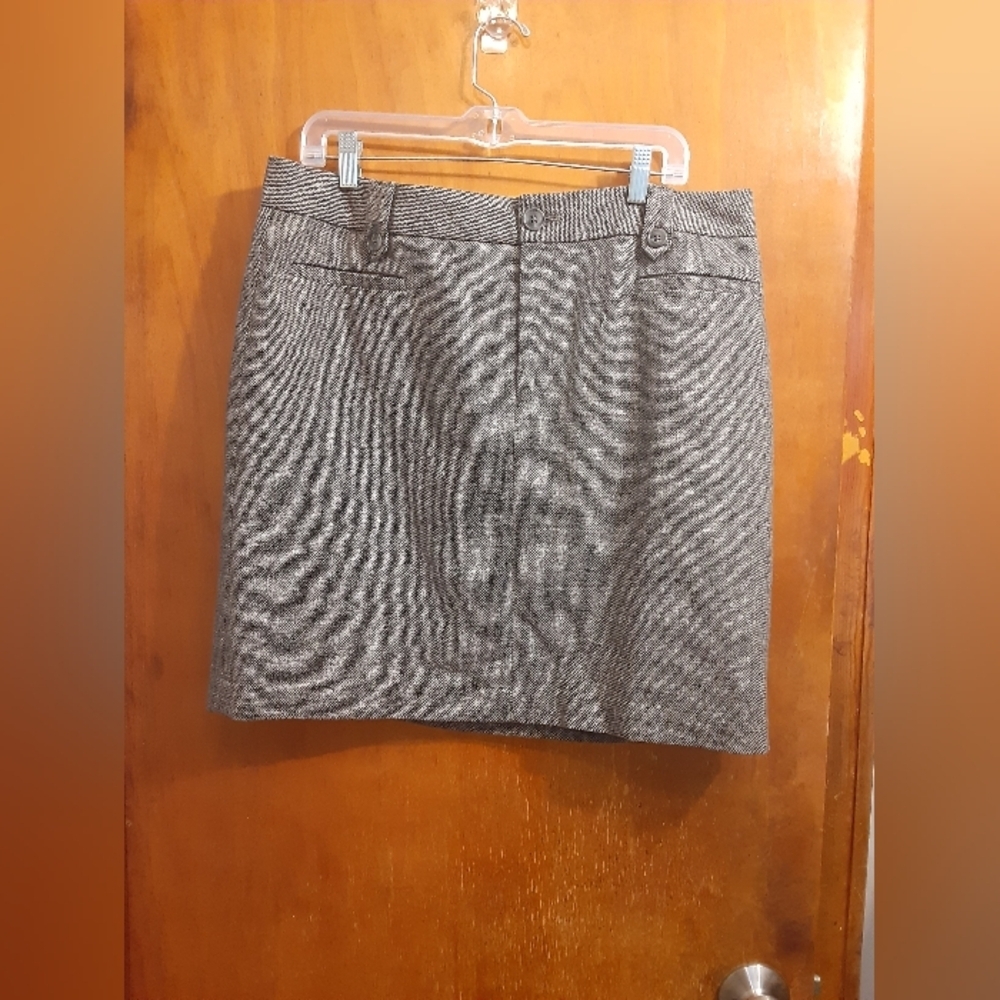 Eddie Bauer Women's Mini  Wool Skirt Gray Tweed Size 14 Preppy Pockets Side Zip